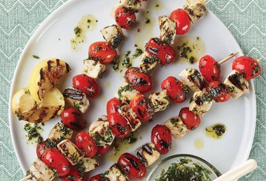 TailgaterMag's tweet image. Fish kabobs anyone - tailgatermagazine.com/food-recipes/f…

#fish #fishing #kabobs #foodie #food #recipes