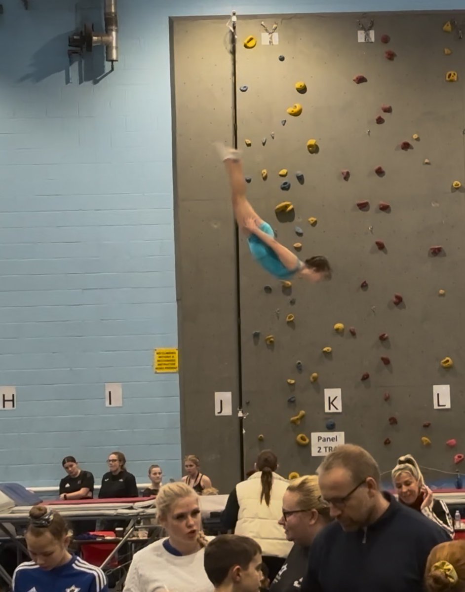 KLaing60's tweet photo. Gold 🥇 this amazing girl got gold at the Challenge Cup on Saturday in Harrogate, she was amazing &amp; so brave going with friends while mum &amp; dad are away on a family emergency! Her determination is outstanding, so proud of her! ⭐️👏🏼 #trampolinist #goldmedal #proud @MrsHawksleyKWP https://t.co/xxmbLbufv5