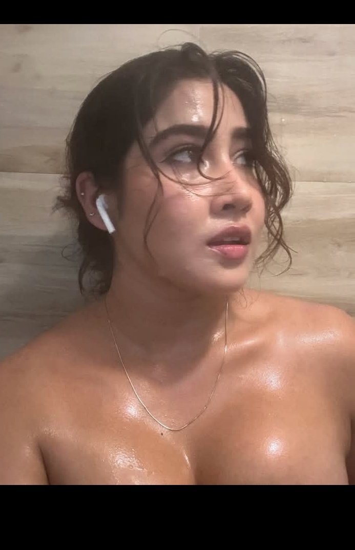 लो बे तुम्हारी बुआजी को #हिजाब पहनाओं बे bosdk मुल्लों।