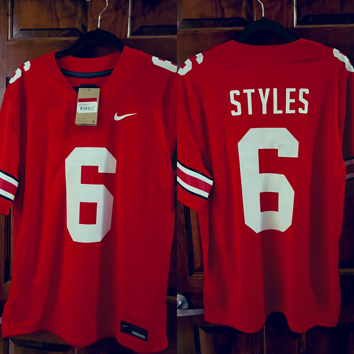 CheerMom999's tweet photo. Early Christmas for me! Look what arrived today! Ready for the 21st ! #GoBucks #silverbullets https://t.co/duh0UeG4ob