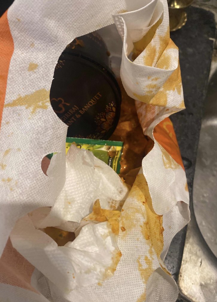 ankurswapnil's tweet photo. @Swiggy @SwiggyCares Entire food was slipped. On complaining you are giving me Lollypop of ₹58. Is it any joke or wat??? Very unprofessional and degrading of company at best. Photos attached. Order id 192815946334748. https://t.co/5VafsFEoWf