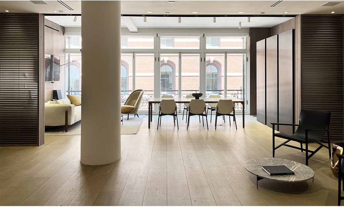 PiancaPartners's tweet photo. 𝗡𝗲𝘄 𝗬𝗼𝗿𝗸 𝗦𝗵𝗼𝘄𝗿𝗼𝗼𝗺

Pianca&amp;Partners is also located in New York, the space is spread over 300 square meters and is located inside the iconic Little Singer Building.

#piancaandpartners #thecontracthub #architecture #interiordesign https://t.co/xEFTfYV1qh