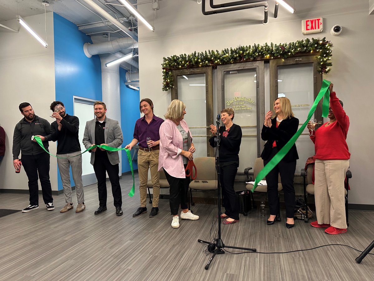 AmericaMakes's tweet photo. Congratulations to our neighbors and #AMmembers, the @ybiTweets, on the successful completion of the renovation and expansion of Tech Block Building 5, located in the old Vindicator Building in Youngstown, OH. Mission focused on fostering innovation.
https://t.co/M9DlsTWEpT https://t.co/sBIbeMGsyY