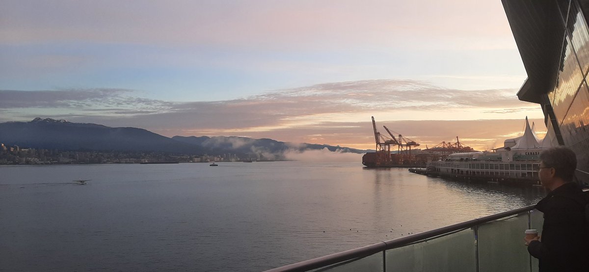 _R_Marin_'s tweet image. #NeurIPS2024, Vancouver. See you around!