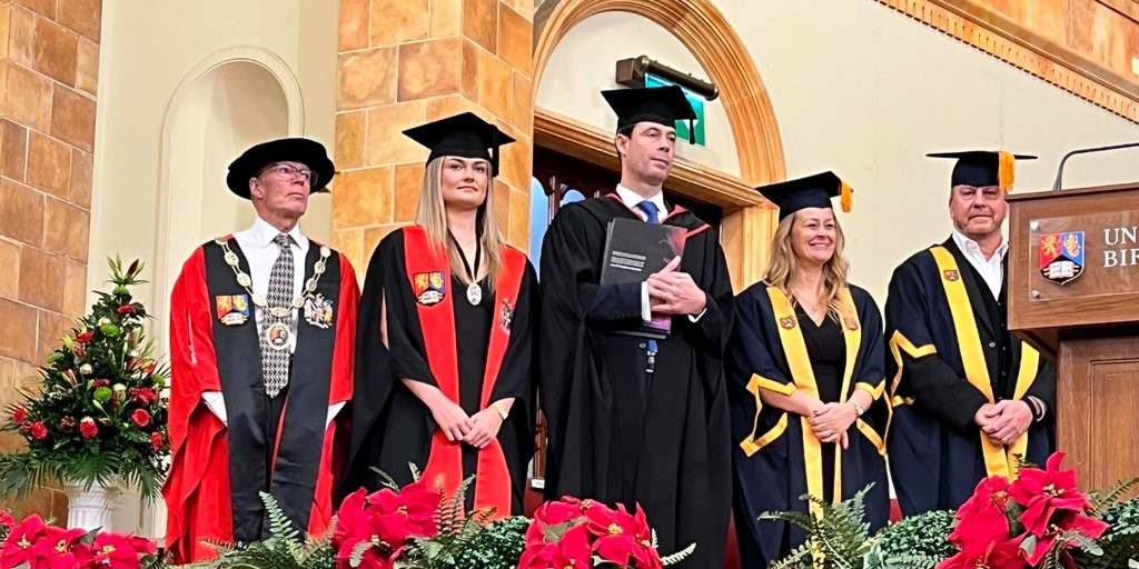 Birmingham Alumni (@birminghamalum) on Twitter photo It is an honour to welcome <a href="/LPTrustUK/">Little Princess Trust</a> into the Chancellor’s Guild of Benefactors, for donors who've made gifts of over a million pounds. 🎓
Yesterday we recognised their transformative generosity to provide hope to lives of children with cancer through research at <a href="/unibirmingham/">Uni of Birmingham</a> It is an honour to welcome <a href="/LPTrustUK/">Little Princess Trust</a> into the Chancellor’s Guild of Benefactors, for donors who've made gifts of over a million pounds. 🎓
Yesterday we recognised their transformative generosity to provide hope to lives of children with cancer through research at <a href="/unibirmingham/">Uni of Birmingham</a>