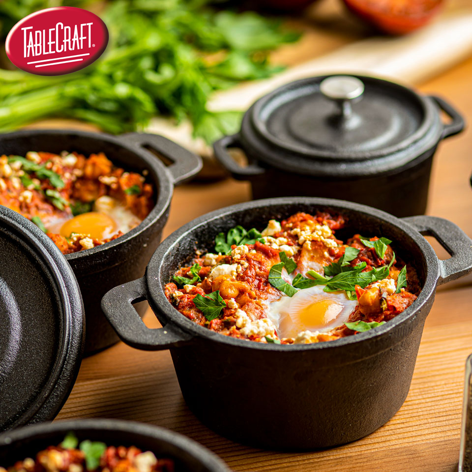 tablecraft_fs's tweet image. Elevate your cooking game with our Cast Iron bake-and-serve coquettes! These versatile dishes are perfect for creating warm, comforting meals like Shakshouka. Get our recipe (PDF): ow.ly/T38O50UogO9

#CastIron #ShakshoukaRecipe #HotDish #WinterServing