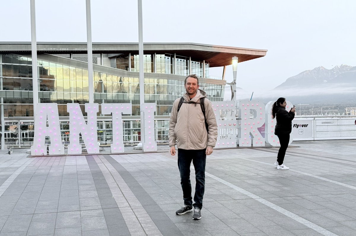 If any mutual are at NeurIPS, let’s grab a coffee!  #NeurIPS2024