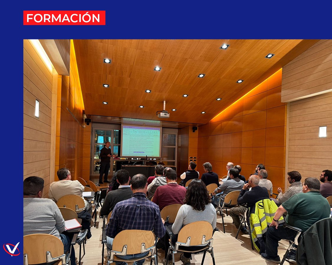 En Virtón, la seguridad y salud de nuestros trabajadores es una prioridad. 

Por ello, hemos organizado una jornada formativa especializada en PRL, impartida por nuestro responsable en esta materia.

#ConstruimosFuturo #PRL #Formación