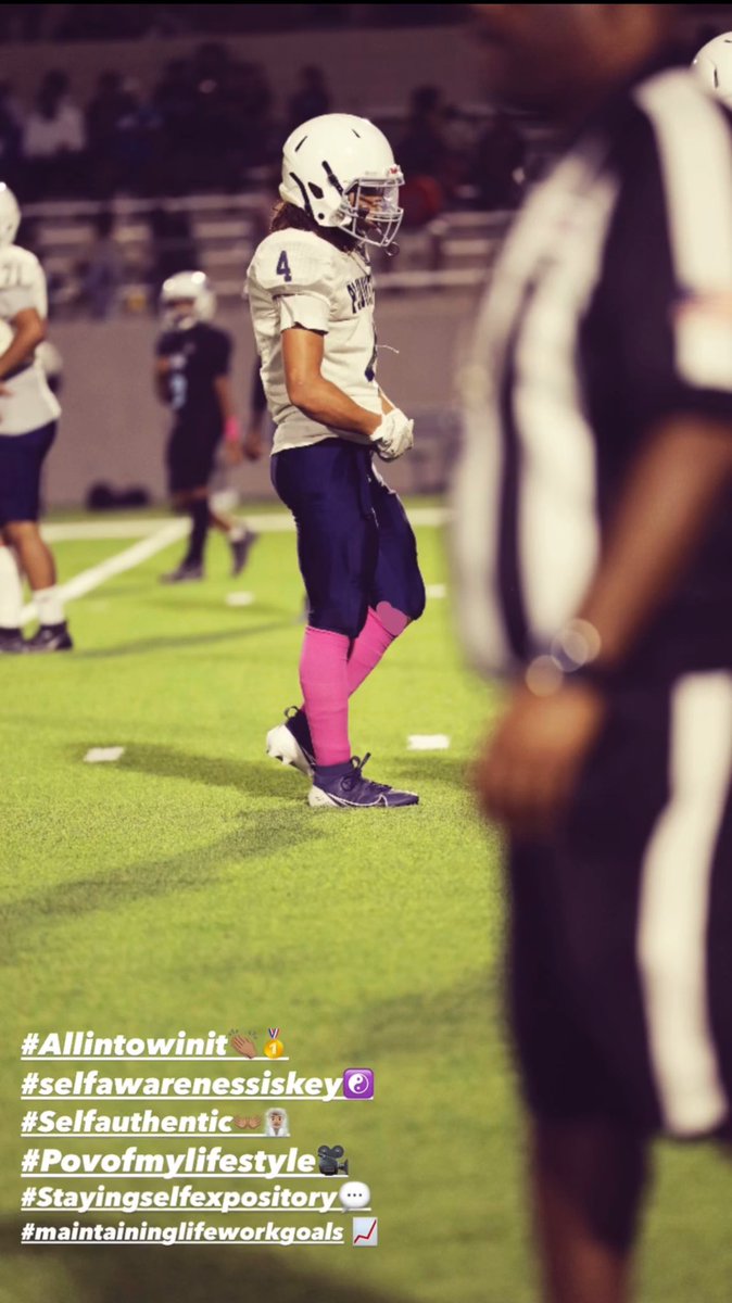 Zay_the4wayy's tweet photo. #SelfLoveiskey💆🏽‍♂️🖤
#Upcomingfreshmenlifestyle 🎧#Waitingformyshot ✨@davis__football @plummerfootball  🎖️
@CoachKChatham @Coach_GWarren25 #Nationaltopdawg 
Ima be there soon.@BODFalcons
#BODFalconForLife https://t.co/DdBBhQQtLB