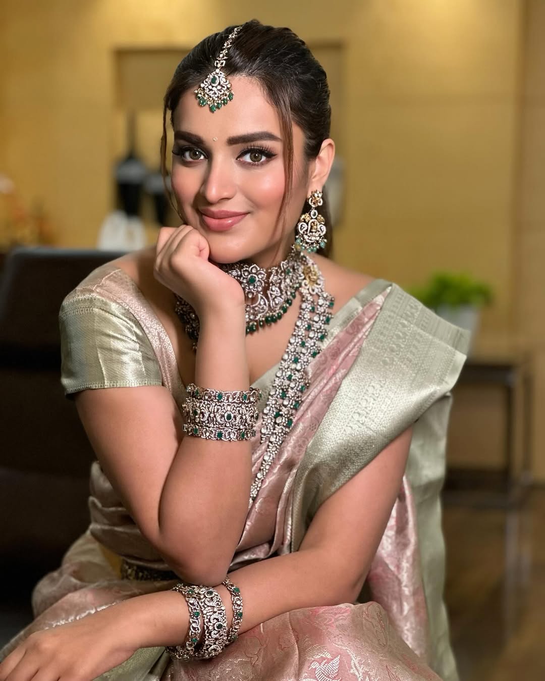 Gec4guIXwAAnHbU?format=jpg&name=large