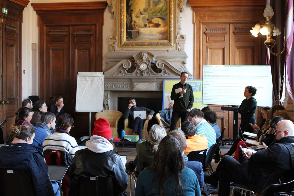 #Viedelacademie
Ce vendredi 6/12 se tenait à l’Académie l’assemblée générale constitutive d'une coordination associative du climat pour coordonner le développement international des associations de sensibilisation au climat. Avec @FresqueDuClimat, @MaPetitePlanete