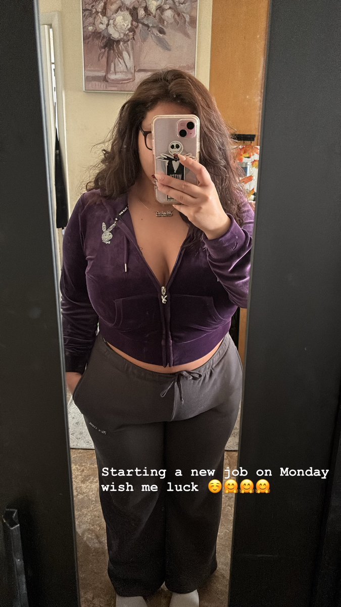 Monid09D's tweet photo. First day was a success I’m loving my new job and coworkers 😁😁😁 https://t.co/zeGf6hH1rj
