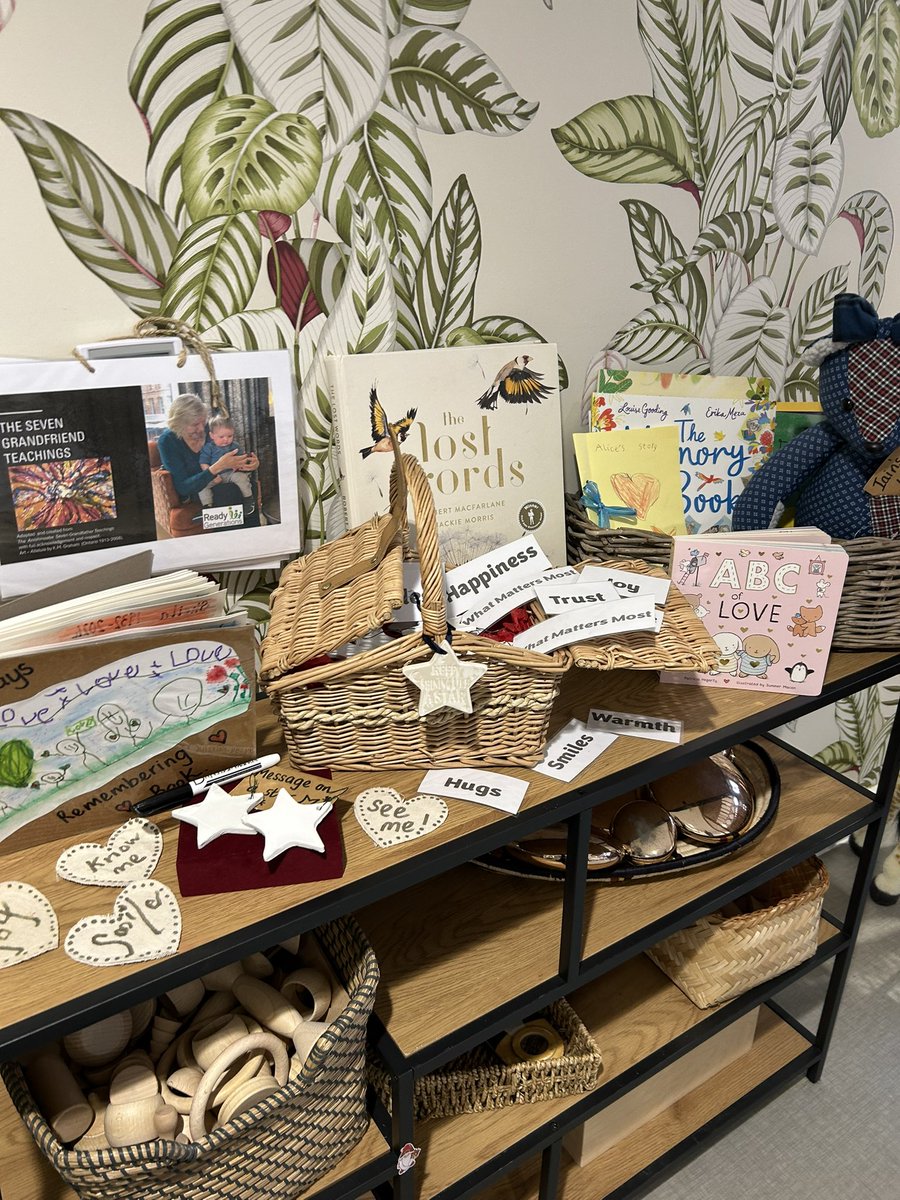 GilbreaStudent's tweet photo. The McMaster team had a lovely time visiting Ready Generations - an intergenerational nursery in Chester, UK! 

@readygen @GilbreaCentre @GilbreaSHARE 

#intergenerational #nursery https://t.co/idXIrnNCKR