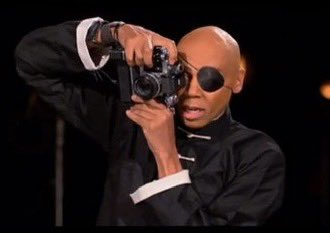 The guards every 5 minutes with Luigi