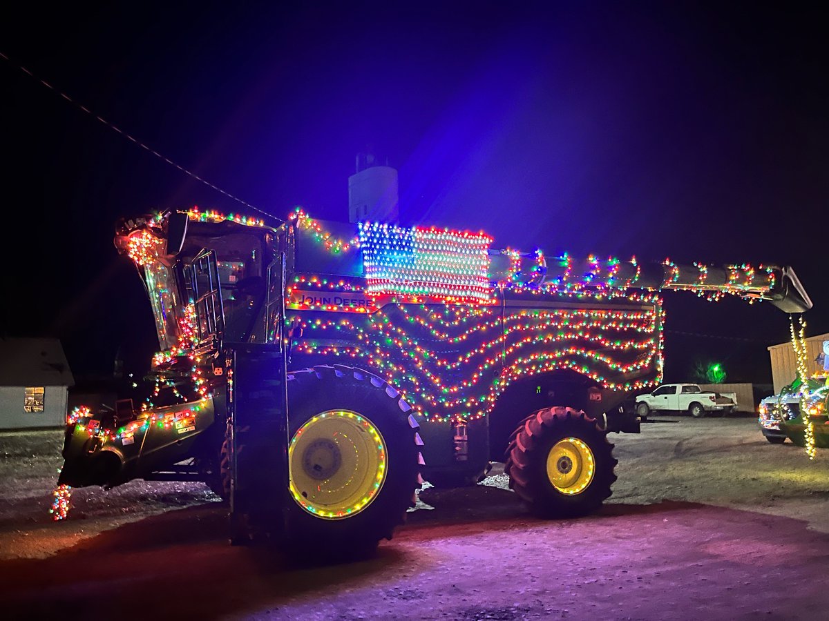 AKRS_Equipment's tweet photo. Spreading holiday cheer from our AKRS family to yours! 🎄

Our Oberlin and Seward teams decorated trucks and combines for their lighted parades! https://t.co/P9ODMxe8fL