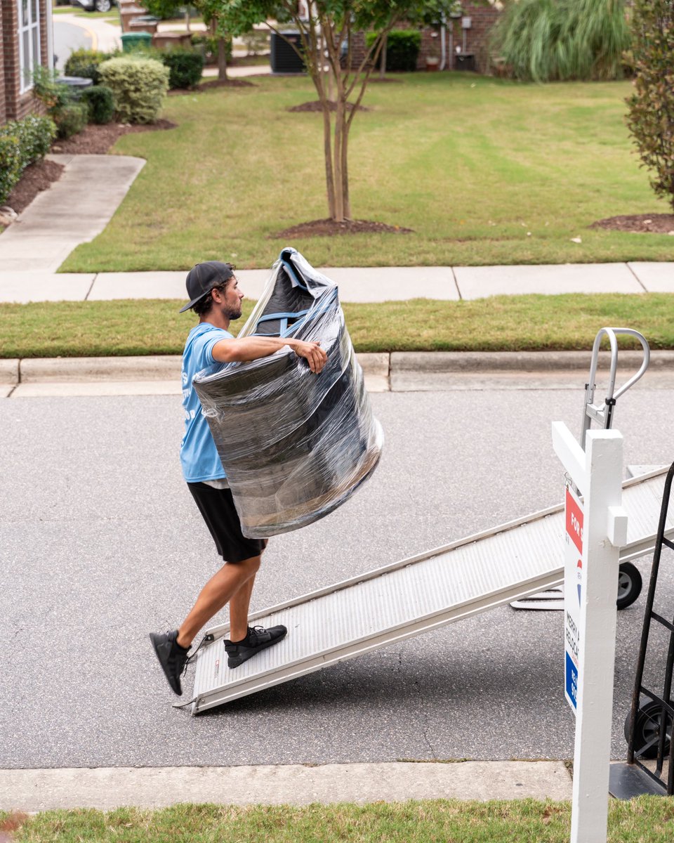 AthensMovingExp's tweet image. Relax, we’ve got this! Our experience means your belongings are always in safe hands. 

RDU ☎️: 919.760.7774

CLT ☎️: 704.699.1022

athensmovingexperts.com

#AME #letskeepitmoving #athensmovingexperts #raleigh #charlotte