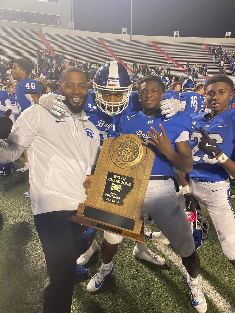 December 7th was a special night as a freshman on varsity. i got to experience something that most people wouldn’t get to do which was win state championship, i feel like god has blessed me by putting me in a program that can make me better at e i do as a athlete, student, person