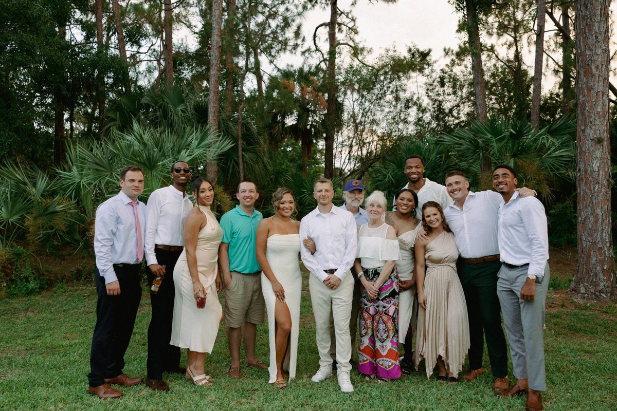 Happiest of birthdays <a href="/susan_dowdy/">Lynn Dowdy</a> !! We all love you so much! ❤️🎂