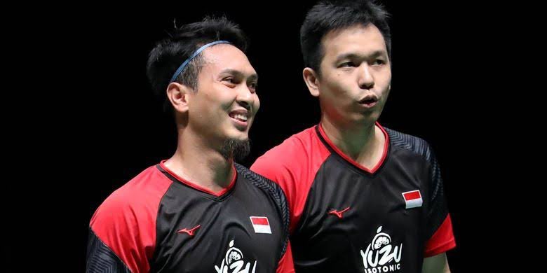 selendiipity's tweet photo. I gonna miss how daddies always make badminton more pleasing, heartwarming and entertaining. Daddies will always have a special place in everyone’s heart. Thank you for showing us your amazing gameplay and attitude on and off court 🫶 https://t.co/zIZtKyyJTh