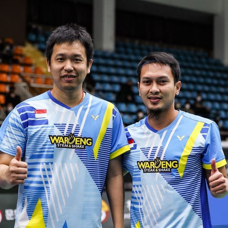 selendiipity's tweet photo. I gonna miss how daddies always make badminton more pleasing, heartwarming and entertaining. Daddies will always have a special place in everyone’s heart. Thank you for showing us your amazing gameplay and attitude on and off court 🫶 https://t.co/zIZtKyyJTh