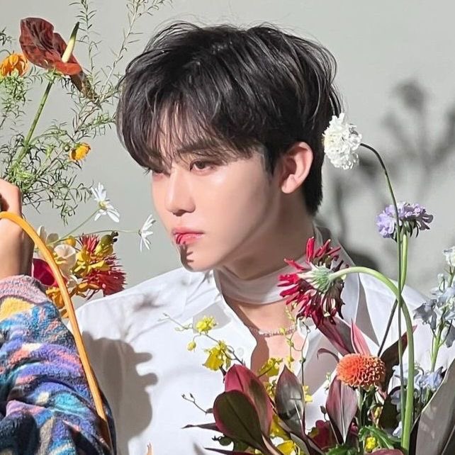 ทั้งหล่อทั้งเวน                               ทั้งสวยทั้งรึน