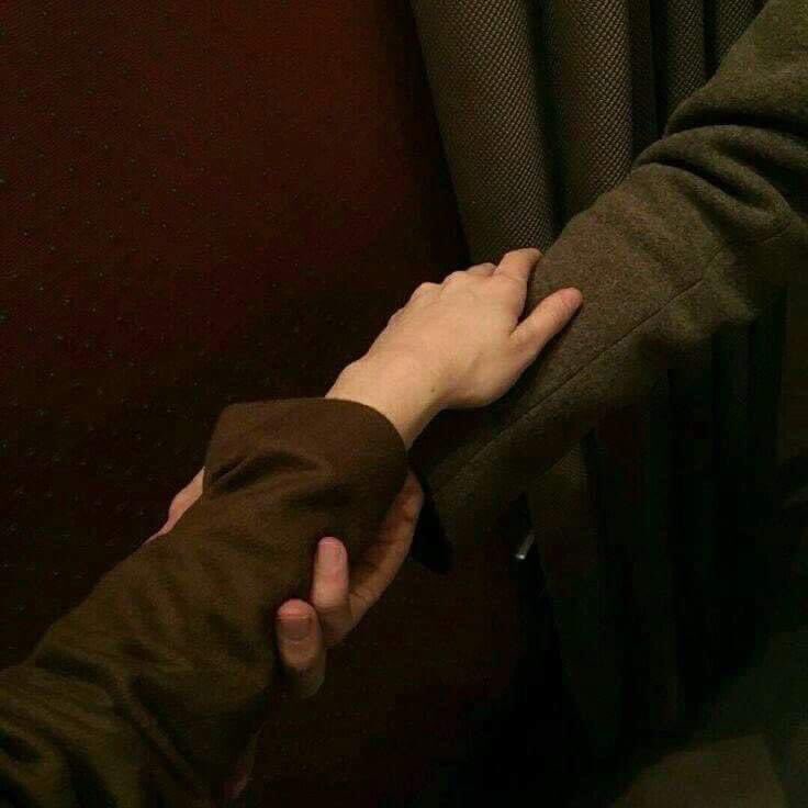 سأختارك دائماً؛ حتى في الايام
 التي لا نفهم فيها بعضنا البعض ♥️