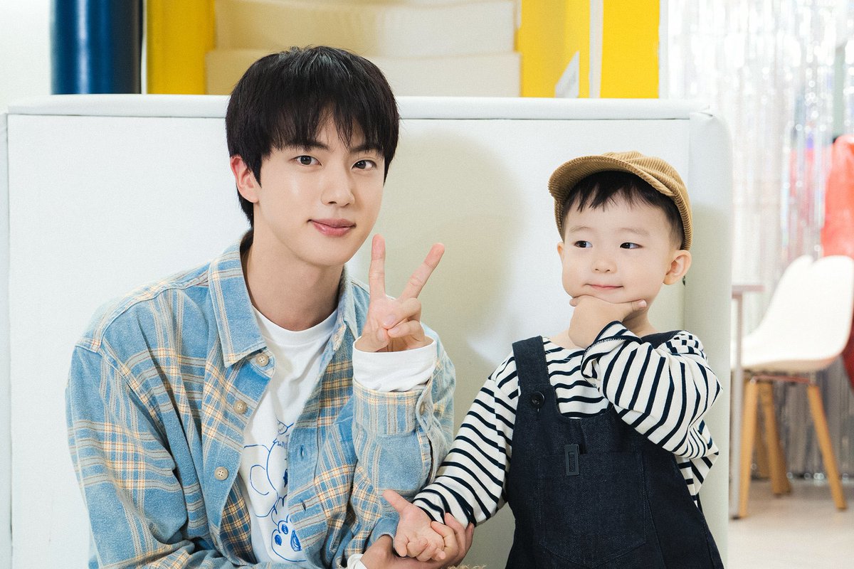 JinBase_'s tweet photo. Thank you seokjin😭😭🥹💕😂🫶 episode blind datenya seru banget lucu banget walaupun seokjinnie capek 😭😭 wkwkwkkw terimakasih Taeha sudah datang ke Run Jin 😂🫶 thank you seokjin for your hardwork🤗

Yang belum tonton yuk melipir ke youtube!!

RUN JIN BLIND DATE
#RunJin_EP13 https://t.co/hqa1d5m3nl