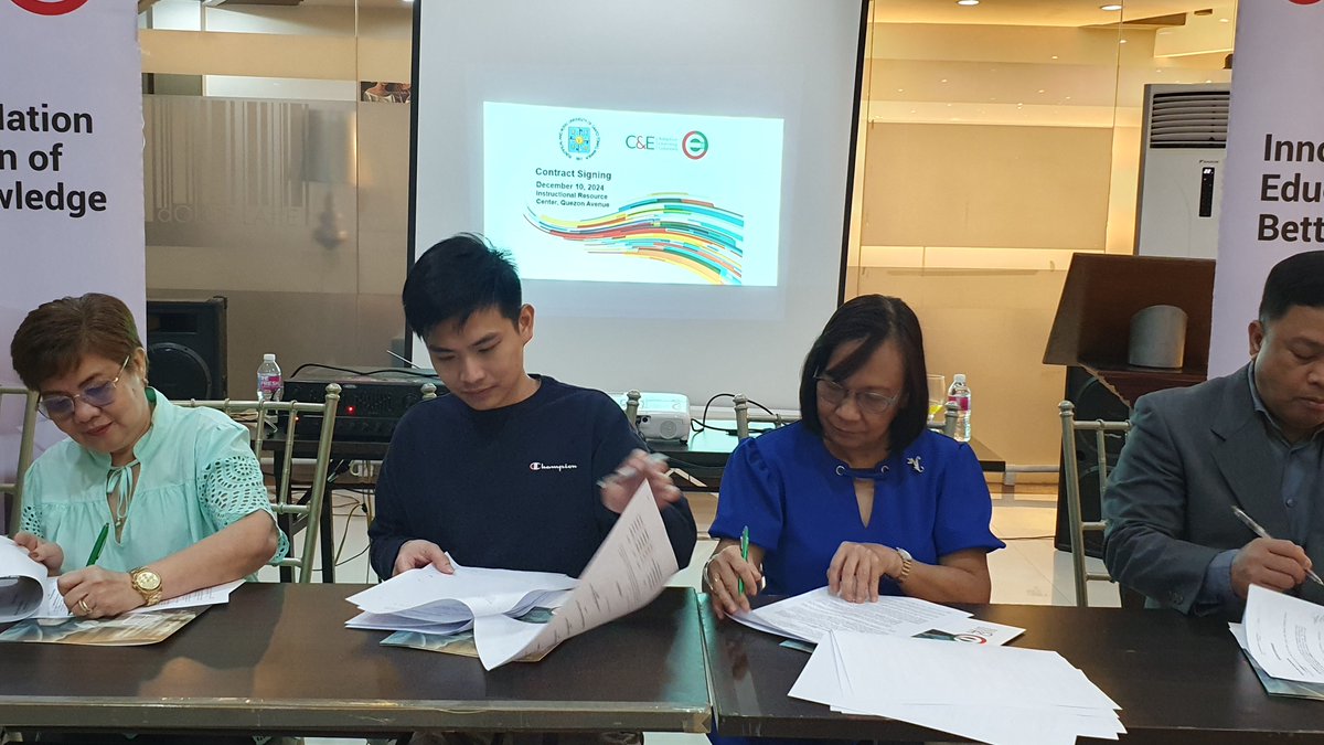 amjacinto1's tweet photo. I'm happy to share that I'm now one of the authors of C&E's newest edition of Inorganic Pharmaceutical Chemistry Textbook and Laboratory Manuals. ✨️💜
To all my students, this one's for you!
#ContractSigning https://t.co/0Q4ktB8U0P