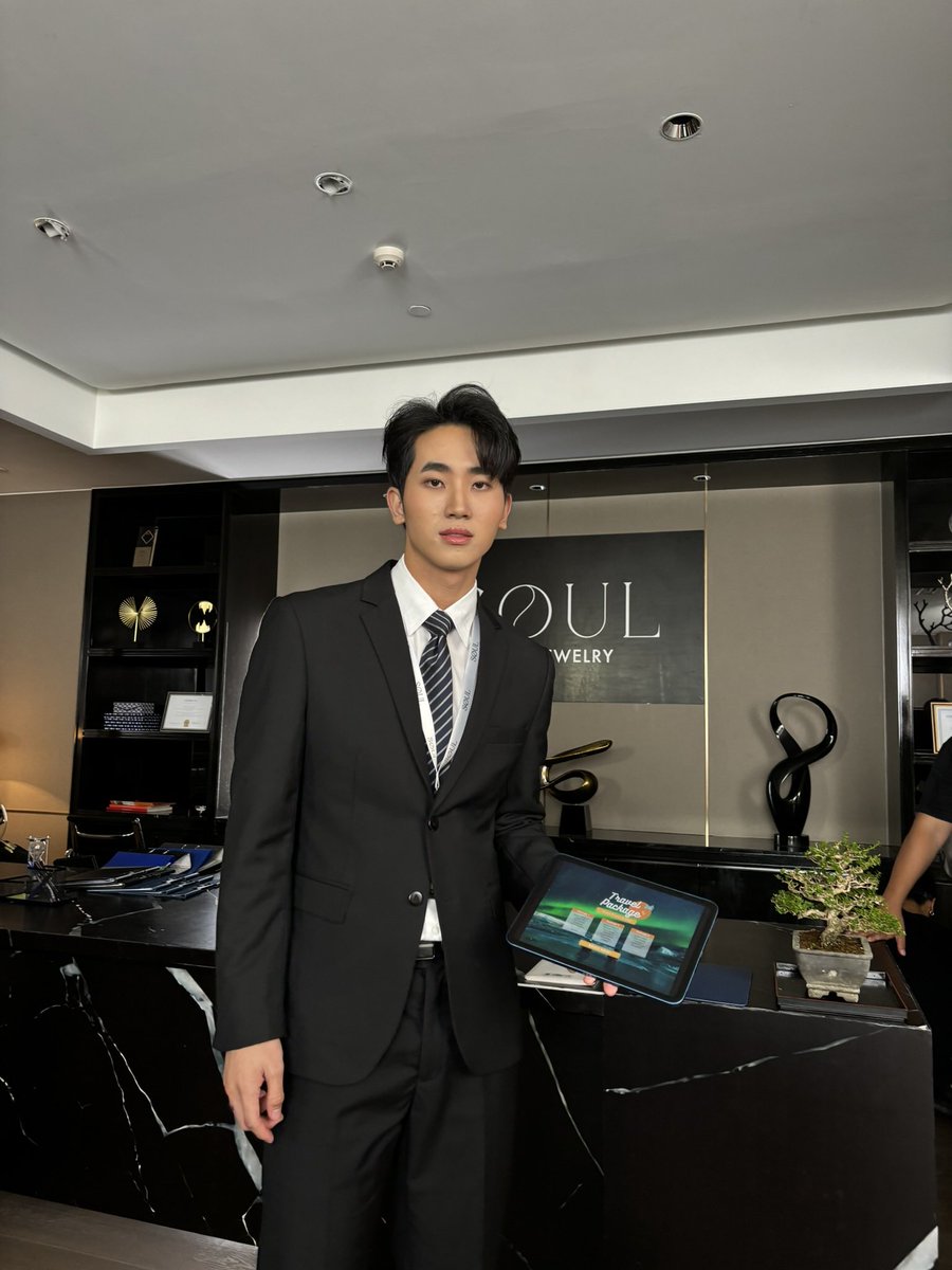 ทริปแสงเหนือมาแล้ว สนใจมั้ยครับบบบ

SUNLIN BEAUTIFUL LOVE
#เพียงชลาลัยอีพี11