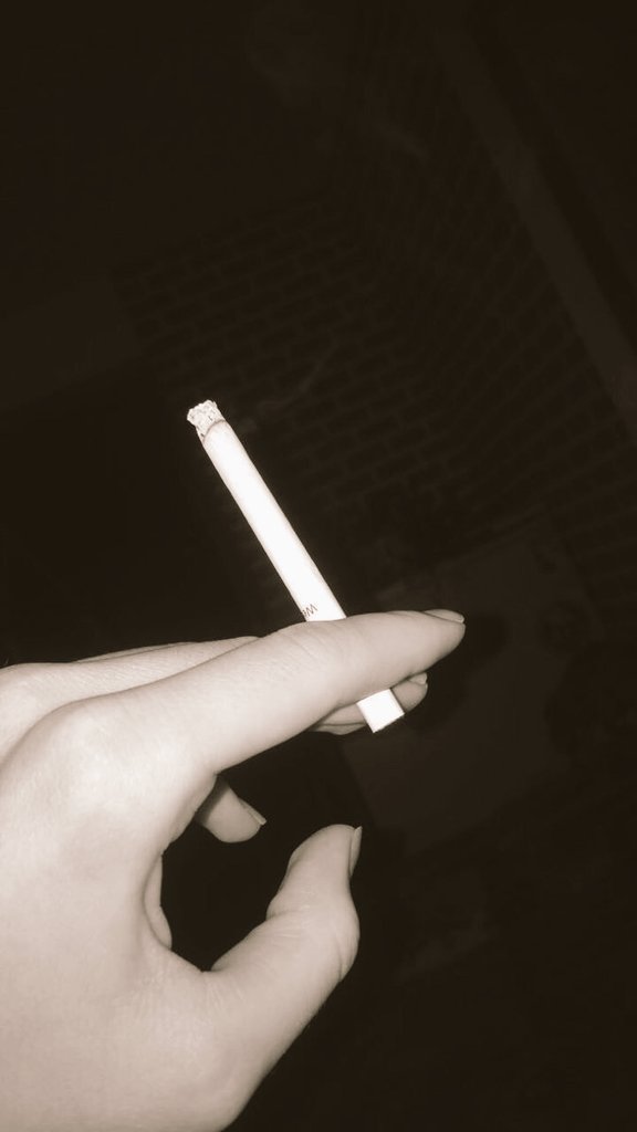 lilchanma's tweet photo. 🌼 Jeongcheol / cheolhan au 🔞 

Strawberry, Milk and Cigarette

J.eonghan itu straight punya pacar cewek tapi dia gak suka kalau sahabatnya s.eungceol deket sama adeknya sendiri. 

⚠️ Harsh word 🔞🔞 https://t.co/39VV4I08i6