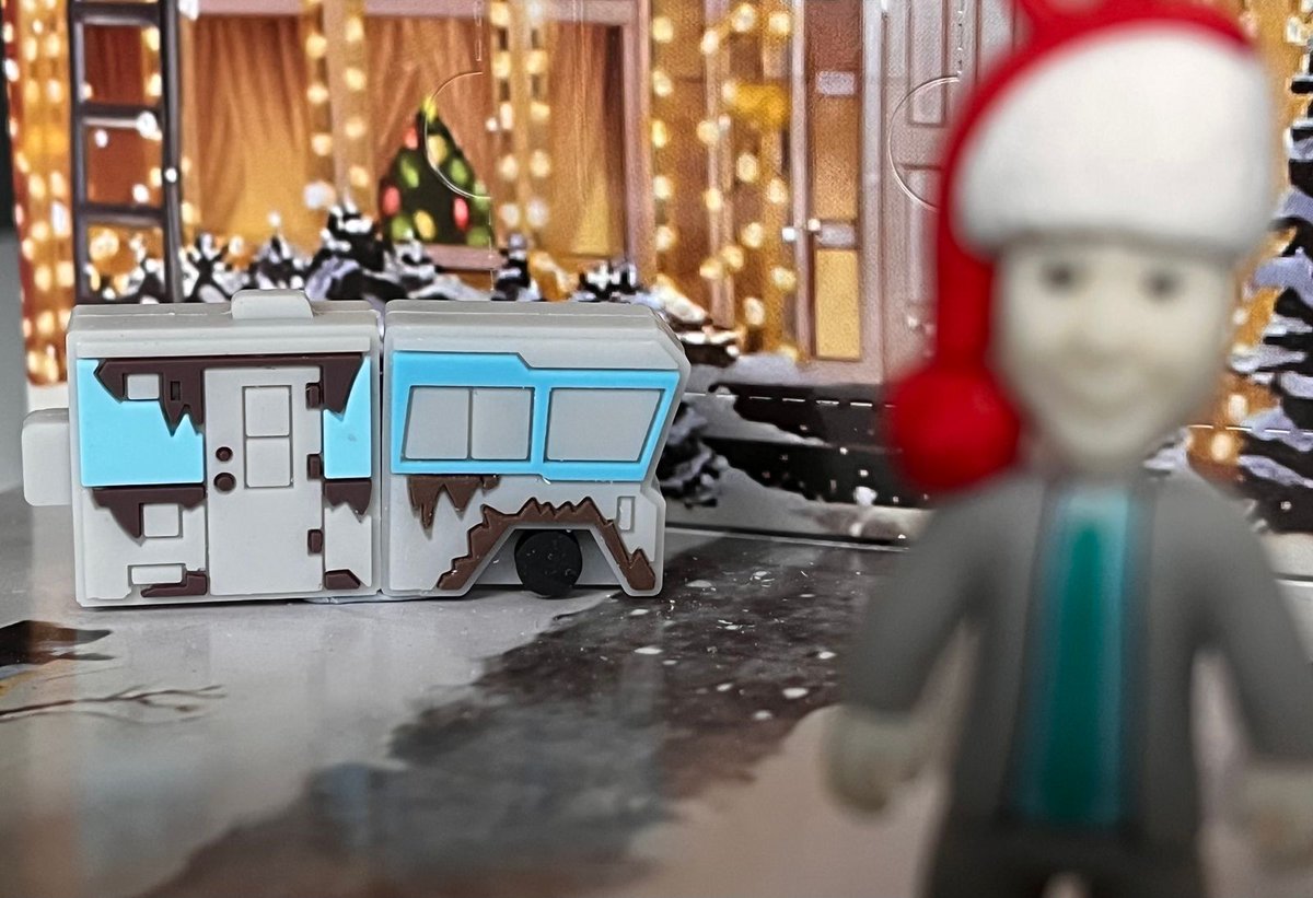 ETimsNet's tweet photo. Day 10 of Lampoons Advent!
#grizwald #RV2 https://t.co/L27Gj7JmE3