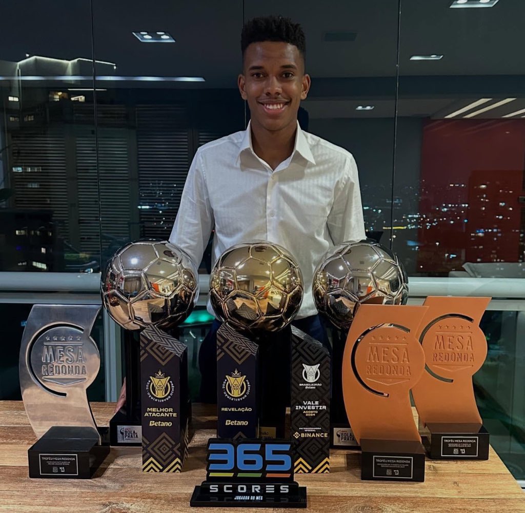 Baixar Vetor De Design De Camiseta Retrô De Futebol De Mesa, image size:1024x1000