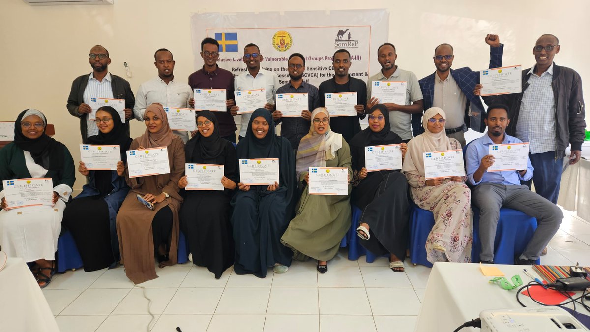 SomRePOfficial's tweet photo. 🌟 And that's a wrap! 3 days of intensive Gender-Sensitive Climate Vulnerability and Capacity Analysis #GCVCA training completed, equipping our teams to guide communities in crafting GCVCA reports. Final output? Comprehensive Community Adaptation Action Plans #CAAPs for impactful development. A big thank you to @Sida @SwedeninSomalia for funding this impactful training.
@caresom @OxfamSomali @Shaqodoonorg @adra_somali @DRCSomalia @NadforSLand2018

 #CommunityDevelopment #CapacityBuilding