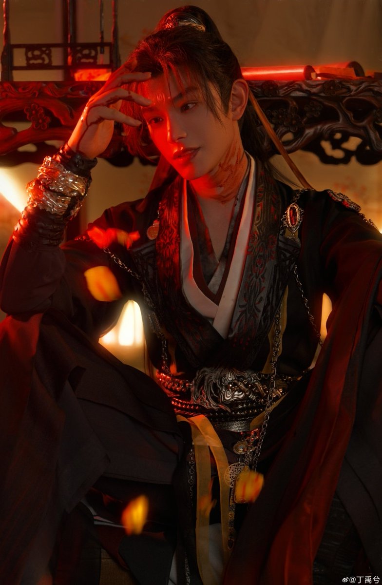 muziqis's tweet photo. bless this photographer https://t.co/ILlCuo2o7D