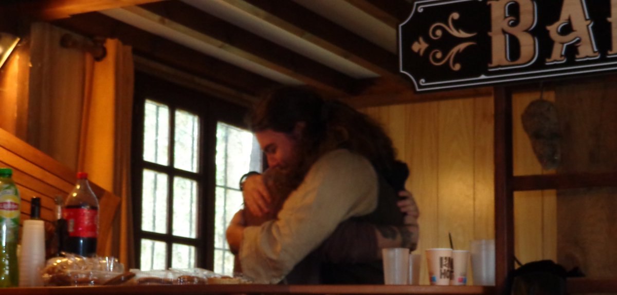 ✨ L'ASBL GNistes du Hainaut a besoin de toi
Afin de retrouver un équilibre dans les différentes tâches d'organisation, elle recherche en effet des scénaristes et des orgas pour leurs entraînements d'escrime ludique ⚔️
📩 Envoie ta candidature à gnisteshainaut@gmail.com.