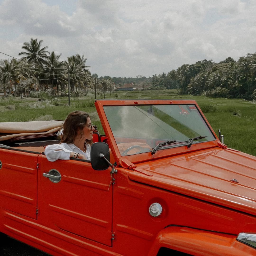 FSBali's tweet image. Hop in, your VW tour is about to begin! Follow the path less travelled like @romyplly  who snapped this ricefield view on our 'Can You Keep A Secret' tour. #ExperienceFS #WhenInbali