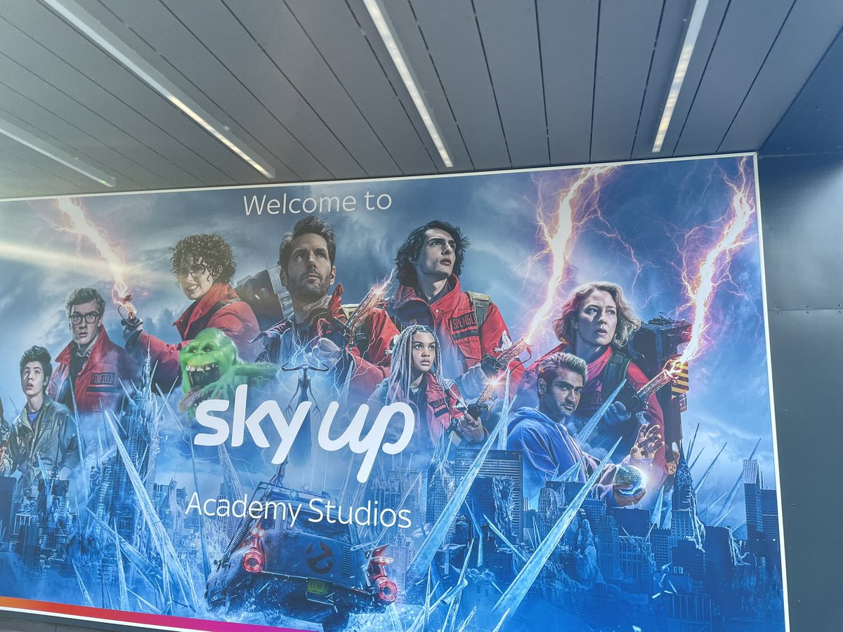 socsubHGS's tweet photo. S3 Trip to Sky Academy Studios reporting live on Climate Change 🌍🎥🎤 https://t.co/0c2VqM0PEm