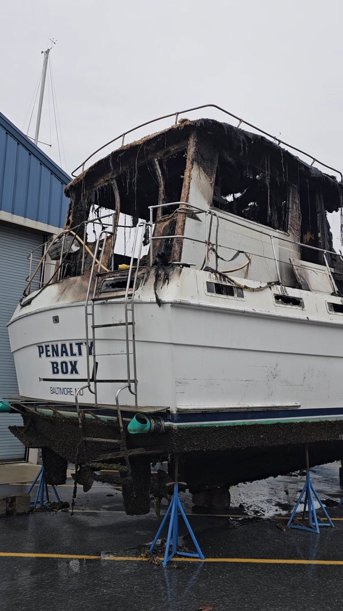 This is your reminder to actually check on and do the maintenance on your boat....Oh my god, the smell!!
