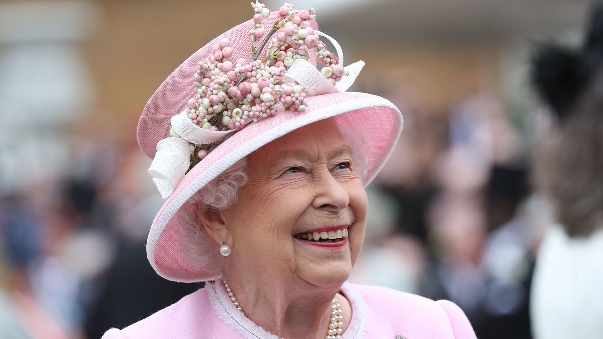🇬🇧🇮🇱 FLASH | La Reine Elizabeth II estimait que chaque israélien était « soit un TERRORISTE, soit un enfant de terroriste », et refusait la présence d’officiels israéliens à Buckingham, selon l’ancien président Rivlin. Leur relation était compliquée.