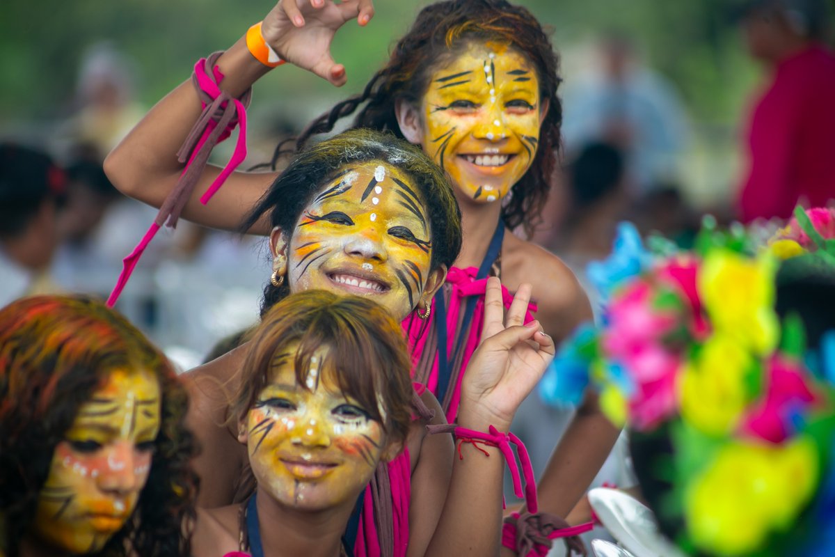 derlilopeza's tweet image. Con programas como #CiberPaz, el @Ministerio_TIC y @MauricioLizcano están transformando la manera en que nos conectamos en Colombia. Un Internet más seguro, inclusivo y respetuoso es posible cuando hacemos que cada clic cuente. ✨💻 #LizcanoRindeCuentas