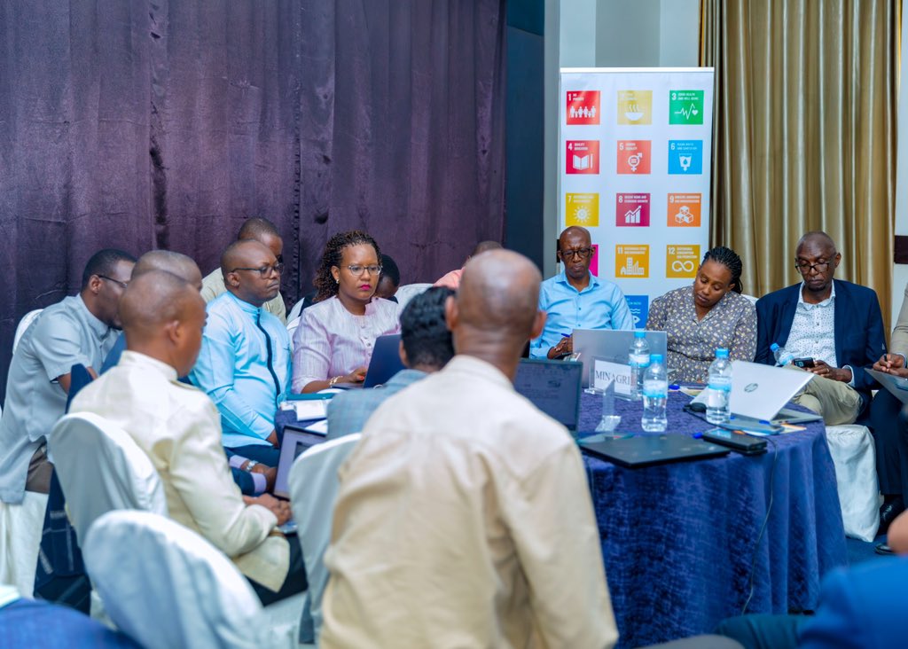UNDP_Rwanda's tweet photo. Partnerships inspire progress!
We’ve kicked off a 2-day reflection meeting with our implementing partners in #Rwanda. We’re reflecting on:
✅ Milestones achieved
⚡ Challenges faced
💡 Innovative paths forward
Let’s keep collaborating for sustainable dev’t. #Partnership4Dev https://t.co/C9uWt932gU