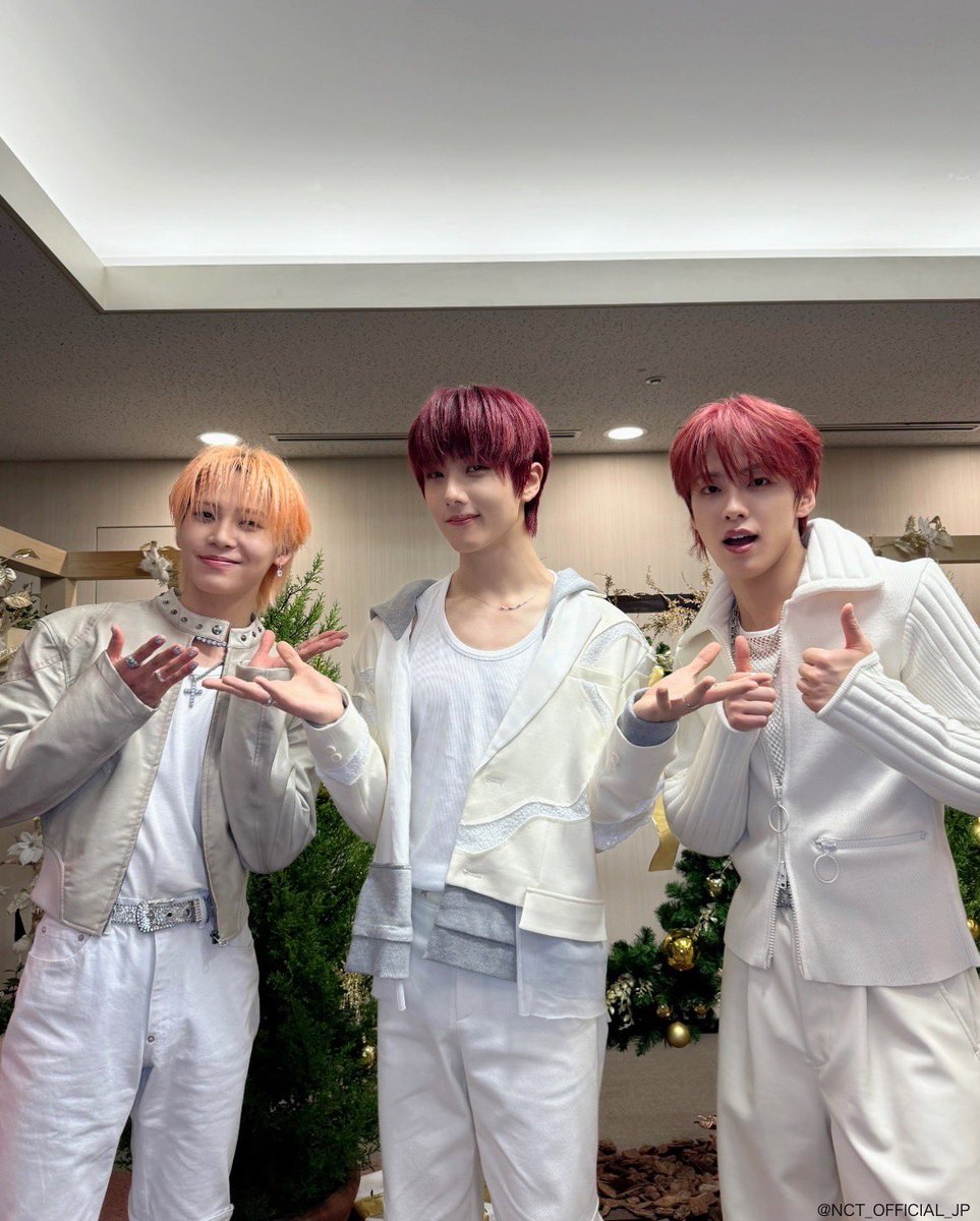 NCT_OFFICIAL_JP's tweet photo. 『2024FNS歌謡祭 第１夜』にてJO1 RENさん、JUNKIさんと📸
ありがとうございました💚

@official_jo1
#FNS歌謡祭
#JISUNG #チソン
#NCTDREAM #WhenImWithYou
#NCTDREAM_WhenImWithYou https://t.co/CsVgDmZXVt