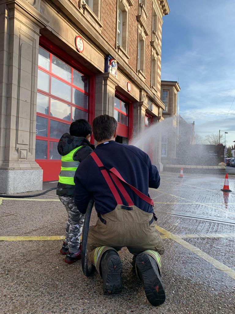 WMFSAston's tweet image. We had a visit from one of our local children's groups. Showed them all the equipment that we have to keep them, and ourselves safe, and best of all, a chance to use the hose reels! 🚒💦🔫 #futurefirefighter #safety