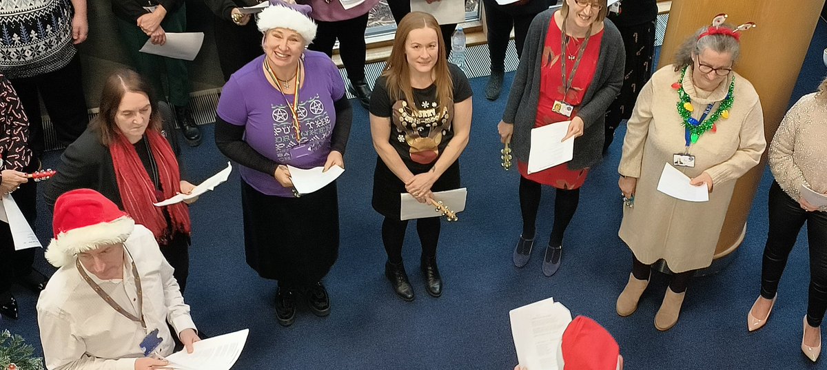 Christine/Alan tweet media