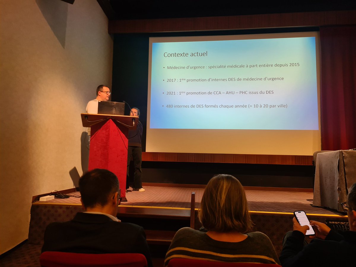 Journée <a href="/SUdF_Officiel/">Samu-Urgences France</a> 👉 70% des jeunes urgentistes envisagent une pratique associant SAU #SMUR et régulation ! <a href="/AJMUrgences/">AJMU - Association des Jeunes Médecins Urgentistes</a> #urgences #medecine <a href="/sfmujeunes1/">SFMU · Commission Jeune</a>