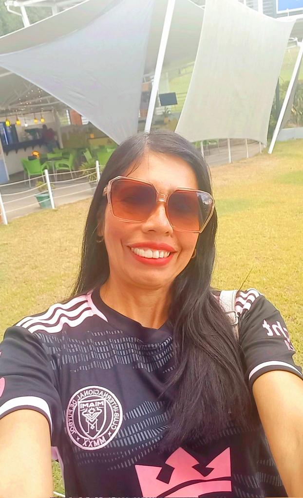 yolucecita's tweet photo. #MartesDeGafas🕶
#BuscandoAndo #FelizMartes #10DeDiciembre
👓 https://t.co/d6XrBQsSbV