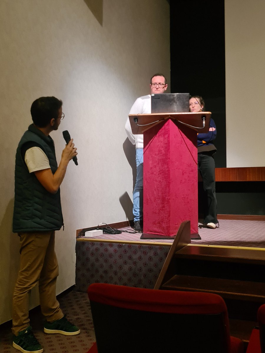 Journée <a href="/SUdF_Officiel/">Samu-Urgences France</a> 👉 <a href="/AJMUrgences/">AJMU - Association des Jeunes Médecins Urgentistes</a> "Du point de vue des jeunes urgentistes, notre spécialité est une spécialité principalement hospitalière, évolutive au cours de notre carrière." <a href="/sfmujeunes1/">SFMU · Commission Jeune</a> #urgences #sante #medecine