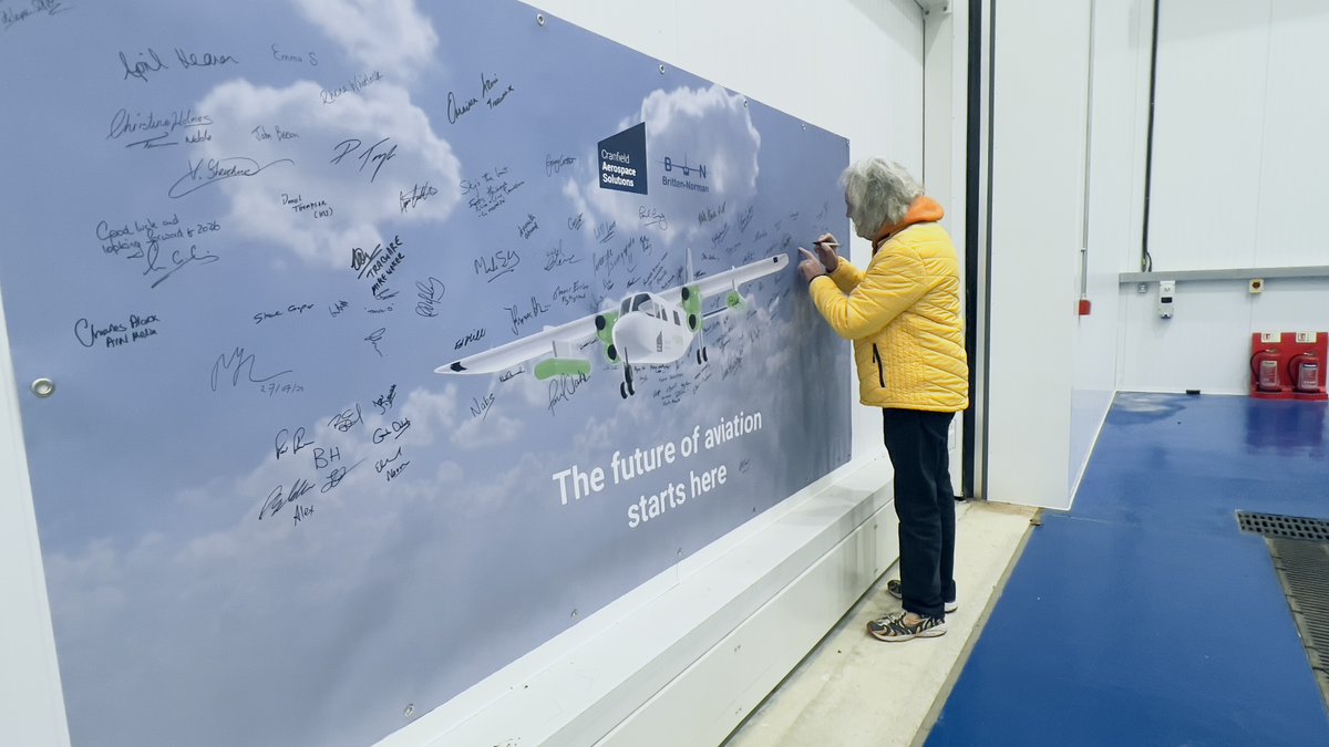 Thanks <a href="/MrJamesMay/">James May</a> for visiting us today! Our brilliant engineers talked James through our hydrogen propulsion technology. From discussing the challenges of decarbonising aviation to demonstrating our progress toward zero-emissions solutions, it was a great exchange of ideas! ✈️