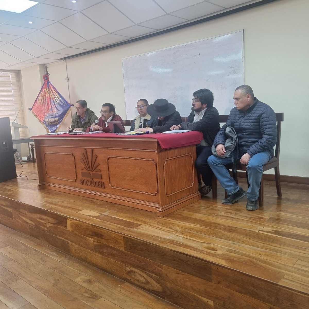 IDIS_UMSA's tweet photo. Docentes de la Carrera de Sociología participan en el seminario taller "Oficios del sociólogo" https://t.co/Tl2XK8Mojk