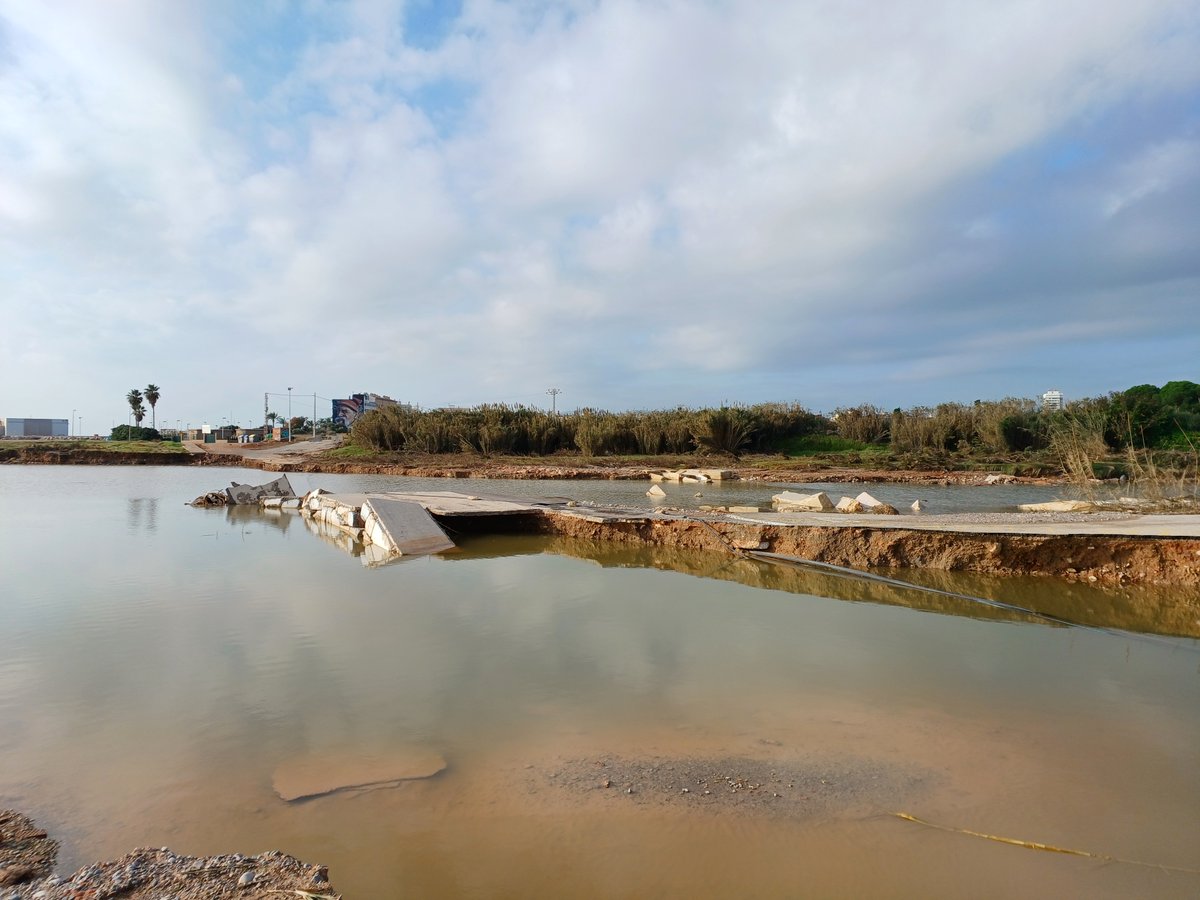 Ajunt_Benicarlo's tweet image. 🇪🇺 Presentem 5️⃣ grans projectes que optaran als fons europeus #EDIL

🛤️ Passeig Litoral Mar Xica
👵 Ampliació Centre Geriàtric
🏛️ Centre de Participació Ciutadana (espai multifuncional)
🛒 Reforma del Mercat Municipal
🏋️‍♂️ Ampliació de serveis de la Piscina Municipal